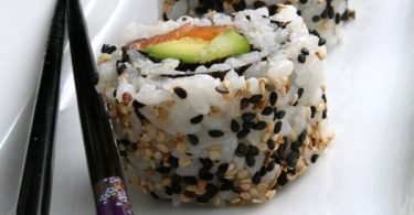 California rolls au saumon et avocat