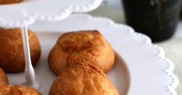 Gougères au parmesan à la moutarde