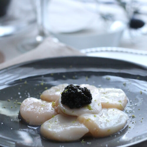 Carpaccio de Saint-Jacques au caviar
