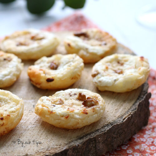 mini feuilletés chèvre miel et noix