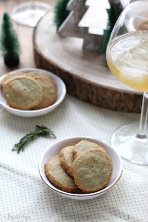 Biscuits apéritifs au roquefort