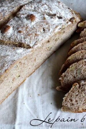 Pain maison aux noix