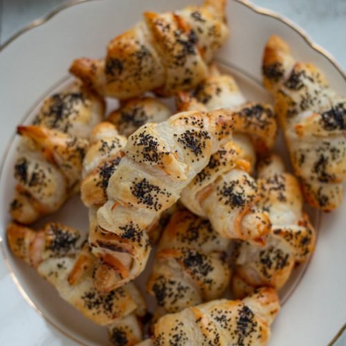 croissants feuilletés au saumon et pavot