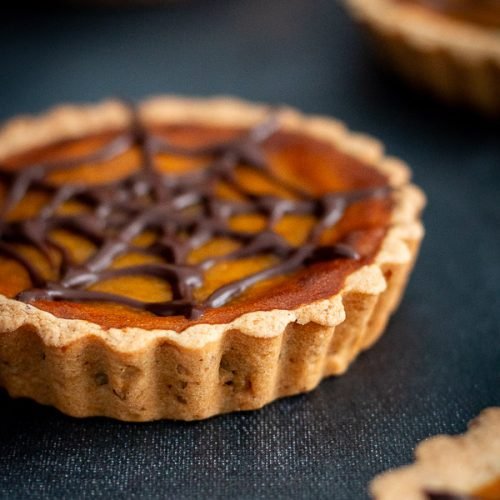 spider pumpkin pies