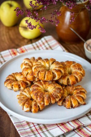 Feuilletés pomme cannelle faciles