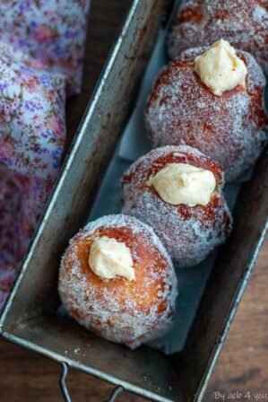 Bomboloni - Italian Doughnuts