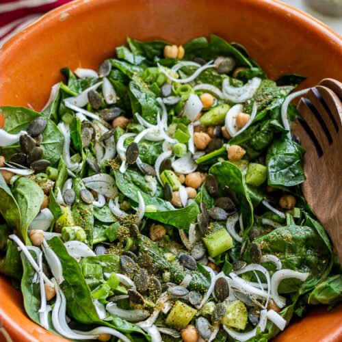 salade épinards, pois chiches et concombre au zaatar